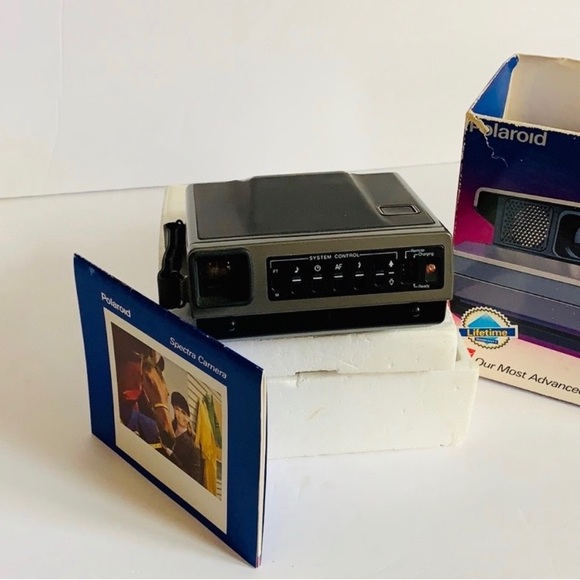 Polaroid | Vintage Spectra AF Camera With Paperwork & Original Box | Instant - Picture 2 of 9